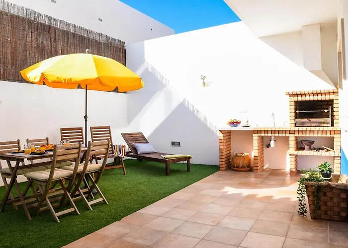 Alma Do Mar Feriehus *